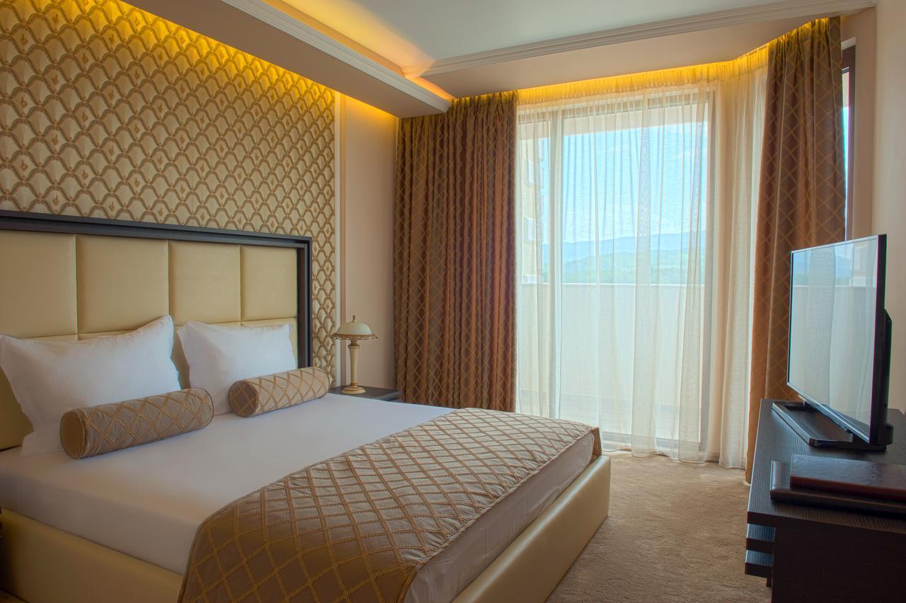 Mantar Spa Hotel Marikostinovo Екстер'єр фото